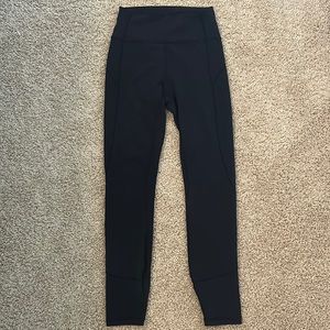 black lululemon leggings